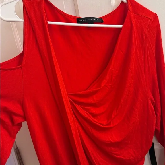 Torrid Vibrant Red Blouse - Picture 5 of 5